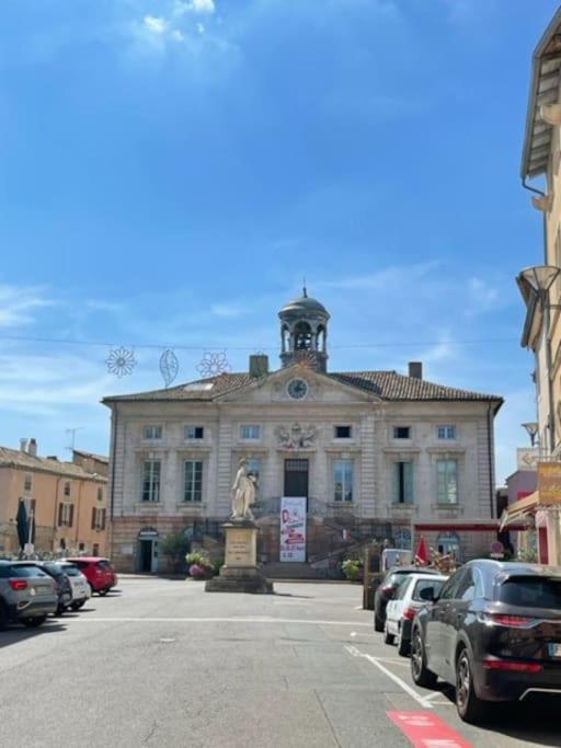 La Maison De Lea, Chambres D'Hotes De 14 Couchages Tournus Kültér fotó