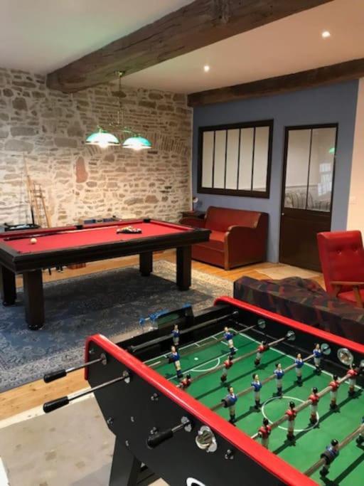 La Maison De Lea, Chambres D'Hotes De 14 Couchages Tournus Kültér fotó