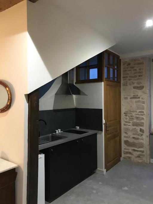 La Maison De Lea, Chambres D'Hotes De 14 Couchages Tournus Kültér fotó